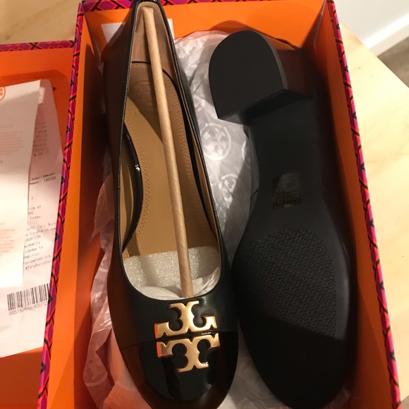 Tory Burch Shoes - Tory Burch Everly Pumps
